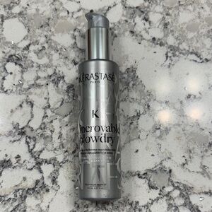 Kerastase Silver Hair Styling Product